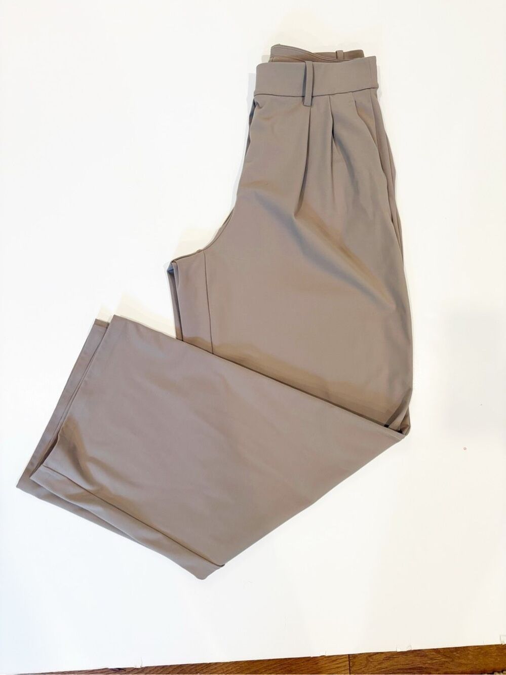 Lululemon Daydrift High-Rise Trouser Pants Size M Khaki Stretch Wide Leg - Picture 8 of 10